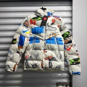 Nike STORM-FIT Bold School Windrunner Puffer Jacket FZ2288-133 Men's Size M